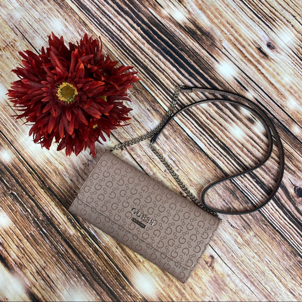 Guess Wallet/phone Crossbody Purse